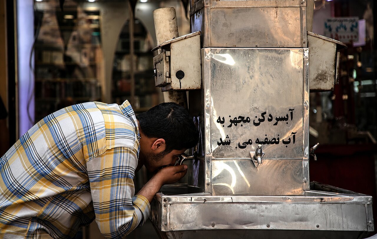 صلات ظهر مرداد | تصاویری از زندگی مردم در اهواز که به گرم‌ترین نقطه جهان تبدیل شد