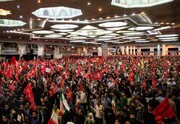 فرزندان شهید سلیمانی و دختر شهید سلامی در مراسم چهلم رهبر شهید | تصاویر