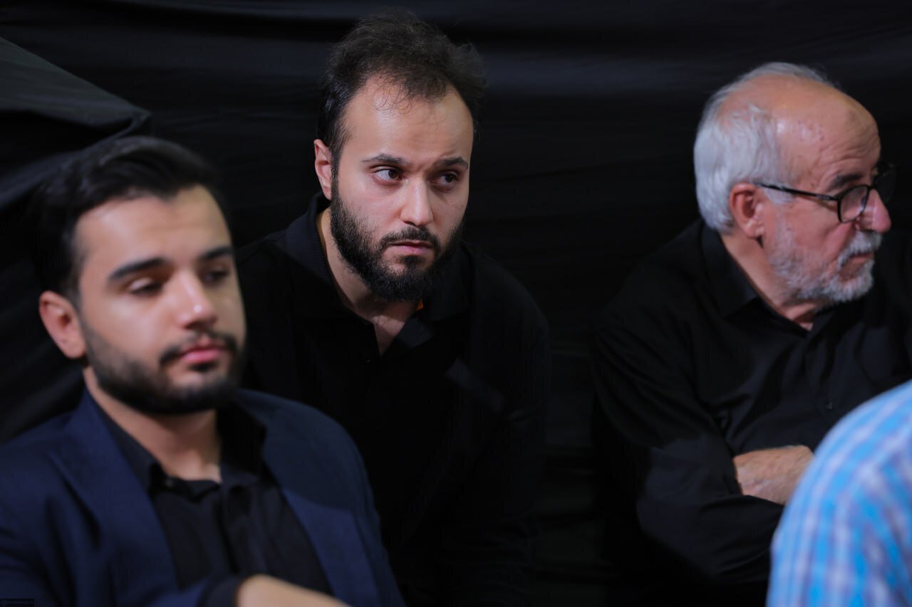 فرزندان شهید سلیمانی و دختر شهید سلامی در مراسم چهلم رهبر شهید | تصاویر