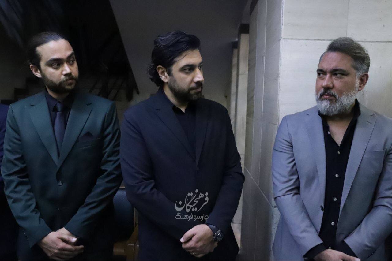 تصاویری از احسان خواجه امیری در مراسم ختم پدرش