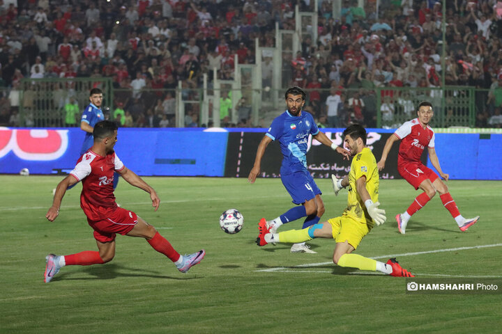 تصاویر بازی پرسپولیس 4 - 1 استقلال خوزستان