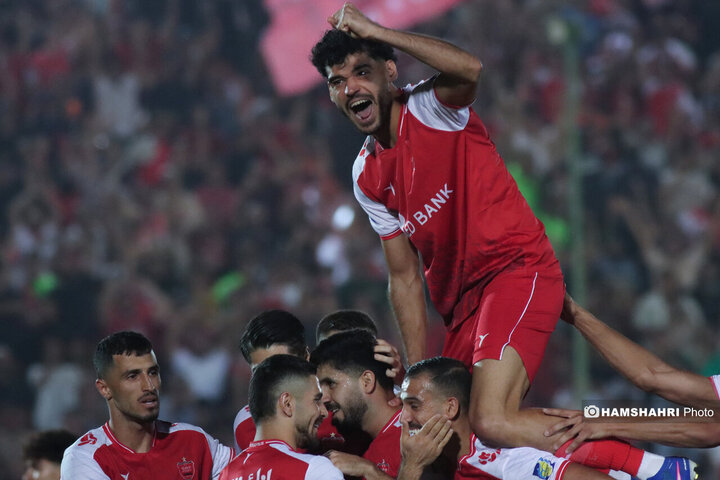 تصاویر بازی پرسپولیس 4 - 1 استقلال خوزستان