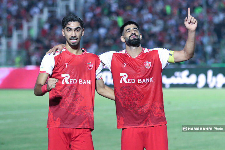 تصاویر بازی پرسپولیس 4 - 1 استقلال خوزستان