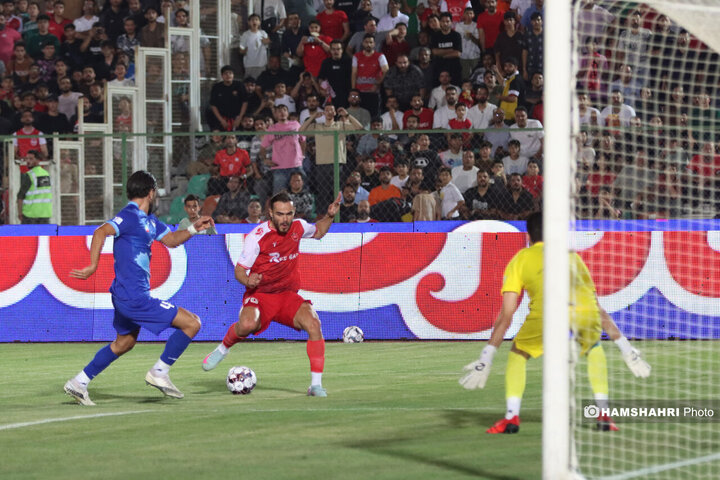 تصاویر بازی پرسپولیس 4 - 1 استقلال خوزستان