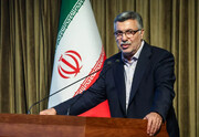 وزیر بهداشت: دروغ می‌گویند دارو تحریم نیست |  پزشک باید دردهای اجتماعی مردم را هم ببیند