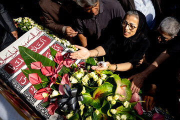 اکبر عبدی