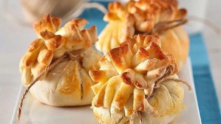 طرز تهیه بقچه گوشت خانگی؛ یک غذای خوشمزه با ظاهری متفاوت