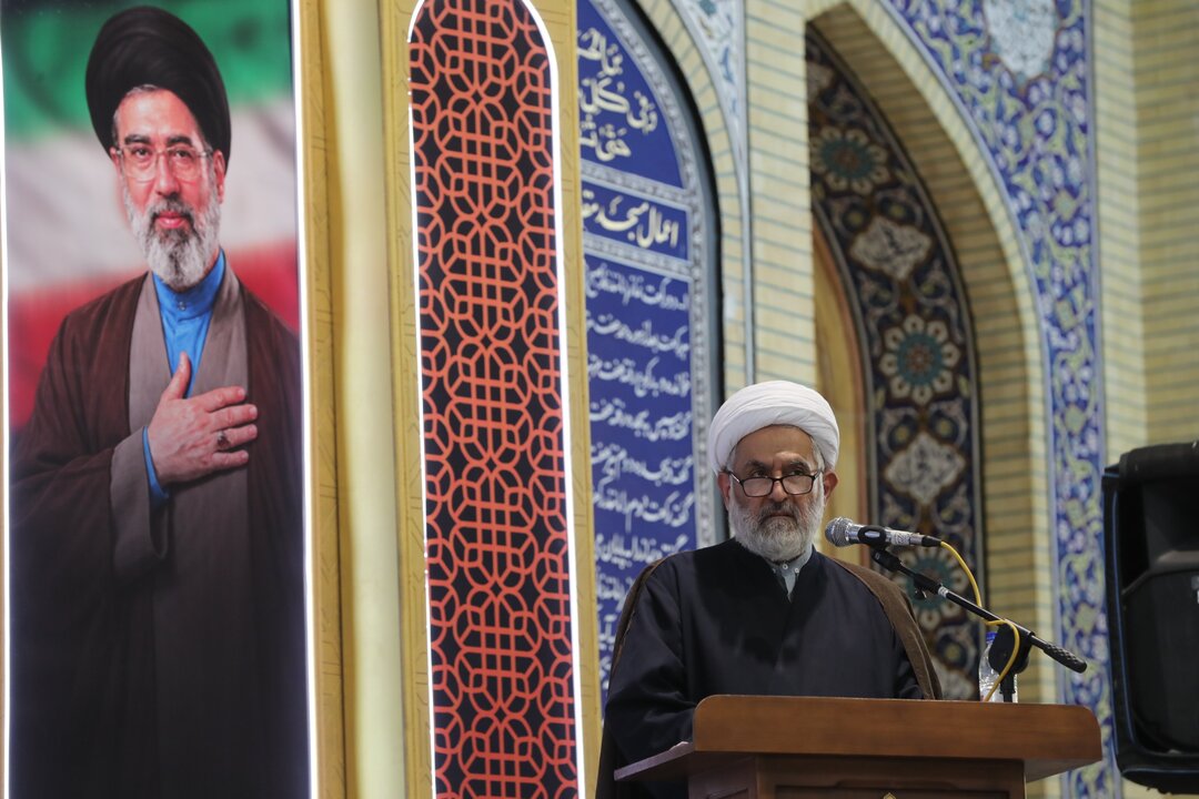 حسین طائب