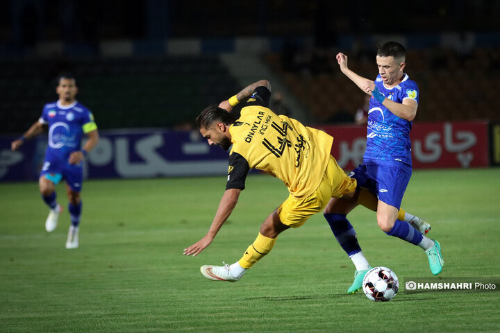 تصاویر بازی استقلال 2 - 0 سپاهان