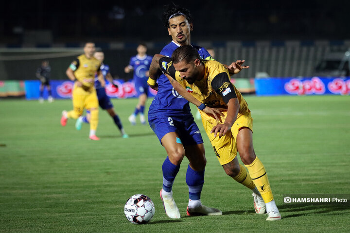 تصاویر بازی استقلال 2 - 0 سپاهان