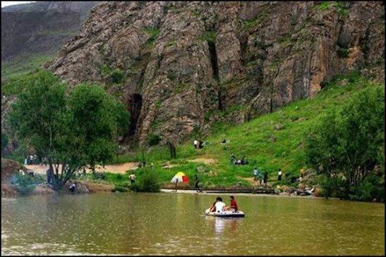 چرا باید در تابستان به همدان سفر کنید؟؛ ۷ مقصد دیدنی بعد از غار علیصدر برای فرار از گرما