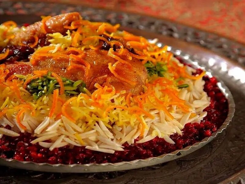 شیرینپلو ملوکانه؛ نگین درخشان مهمانیهای رسمی