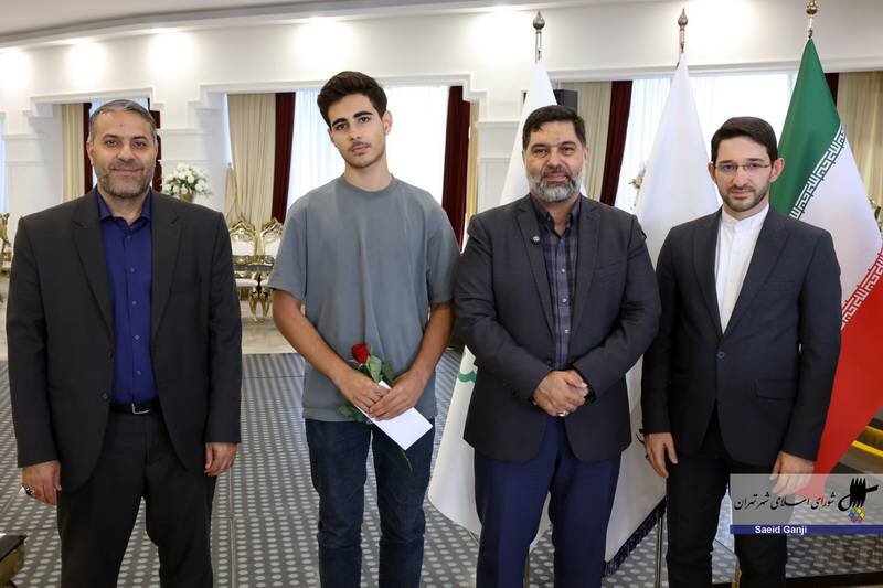 تجلیل سخنگوی شورای شهر از تلاشگران عرصه خبر