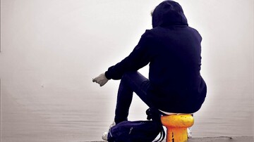 چمدان‌هایی که بدون مهاجرت بسته می‌شود | وقتی بدون رفتن، از جامعه فاصله می‌گیریم