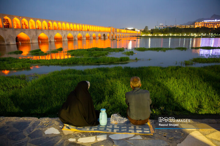 شب هاي زاينده رود