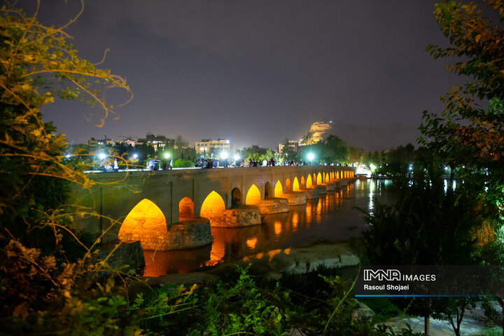 شب هاي زاينده رود