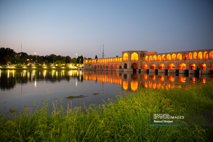 شب هاي زاينده رود