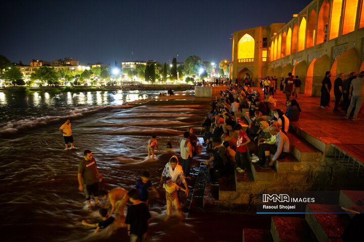 شب هاي زاينده رود