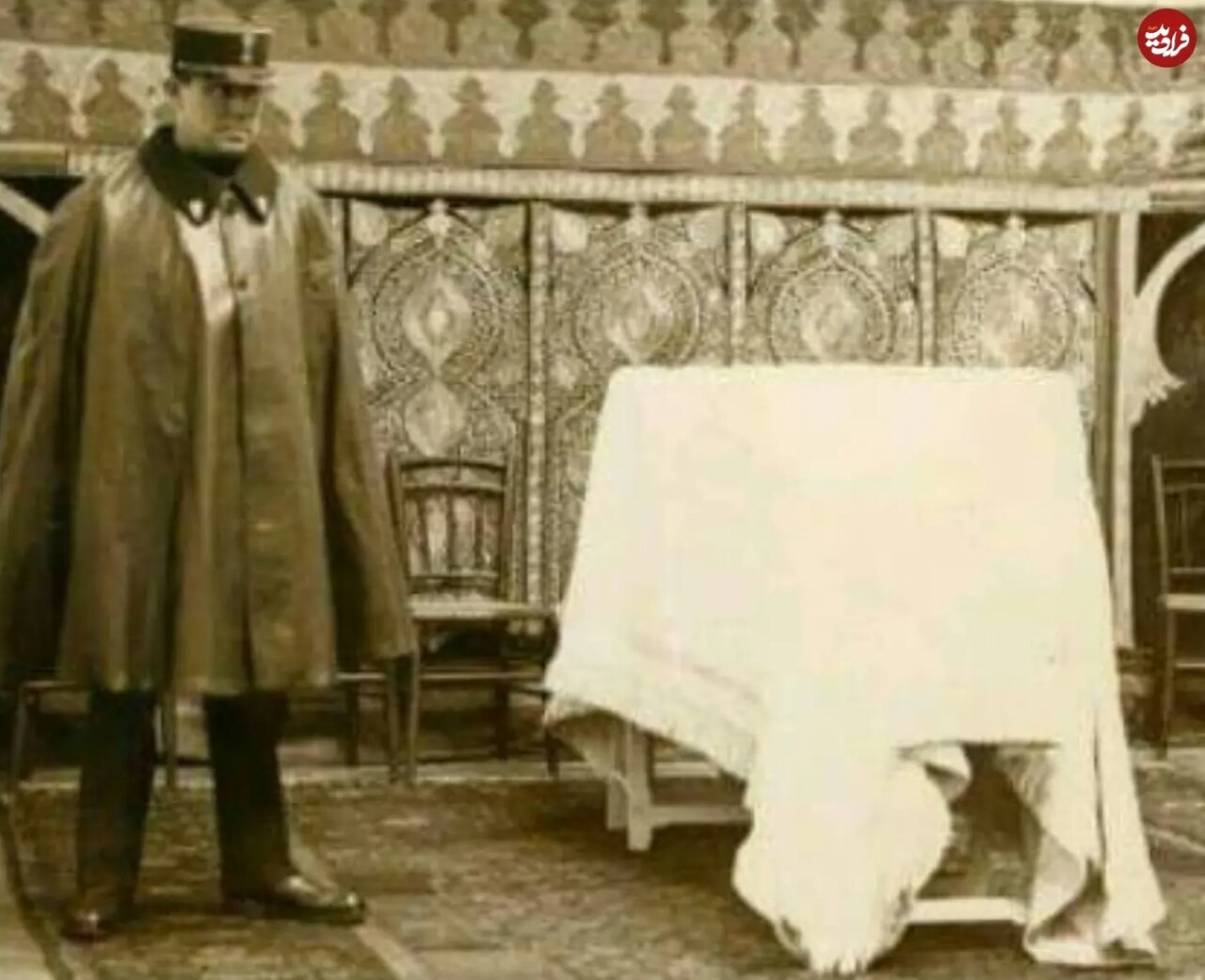 تصویری کمتر دیده شده از جسد احمدشاه قاجار در پاریس!