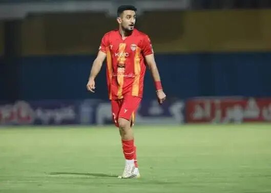 مدافع فولاد: پیشنهاد پرسپولیس جدی بود اما از فولاد راضیام