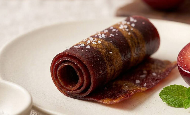 چگونه لواشک آلو درست کنیم؟ | طرز تهیه لواشک آلو خانگی؛ ترش و شیرین و بدون کپک