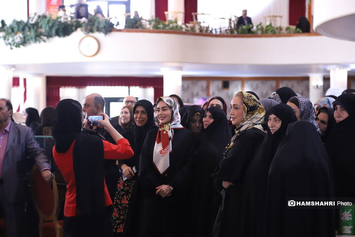 نمایشگاه خیریه انجمن دیپلماتیک بانوان
