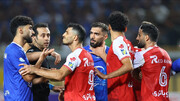 بازیکن پرسپولیس در۳صحنه باید اخراج می‌شد؟ | تصاویر جنجالی درگیری آقاسی و کنعانی؛ خشم استقلال از داوری دربی ۱۰۷