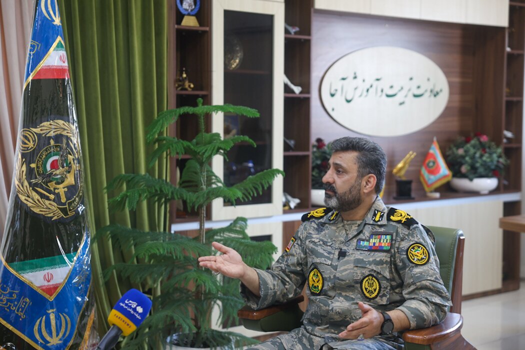 اظهارات مهم فرمانده عالیرتبه درباره حملۀ پیشدستانه | خلبانان سوخو۲۴ در میان آتش و خون؛ روایت یک ماموریت