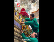 تصاویر دیدنی از گل‌آرایی ضریح مطهر حضرت معصومه(س) | ویدئو