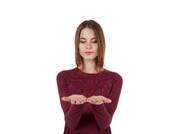 هرچه بیشتر بخواهی، بیشتر از آن دور می‌شوی