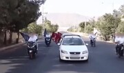 بازداشت ۱۵ نفر در پرونده رژه خودرویی منافقین در کرج؛ متهمان: برای جشن تولد پول گرفتیم
