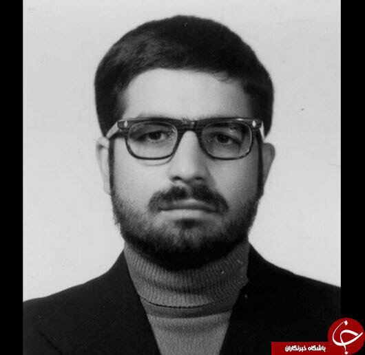 تصاویر کمتر دیدهشده از دوران جوانی حسن روحانی