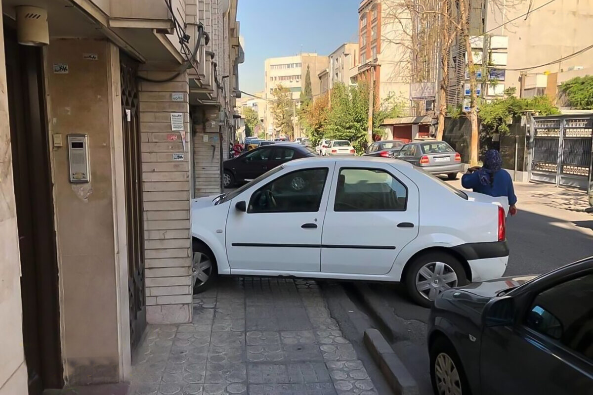 پارک خودرو جلوی در - پارک ممنوع - پارک خودرو جلوی پل