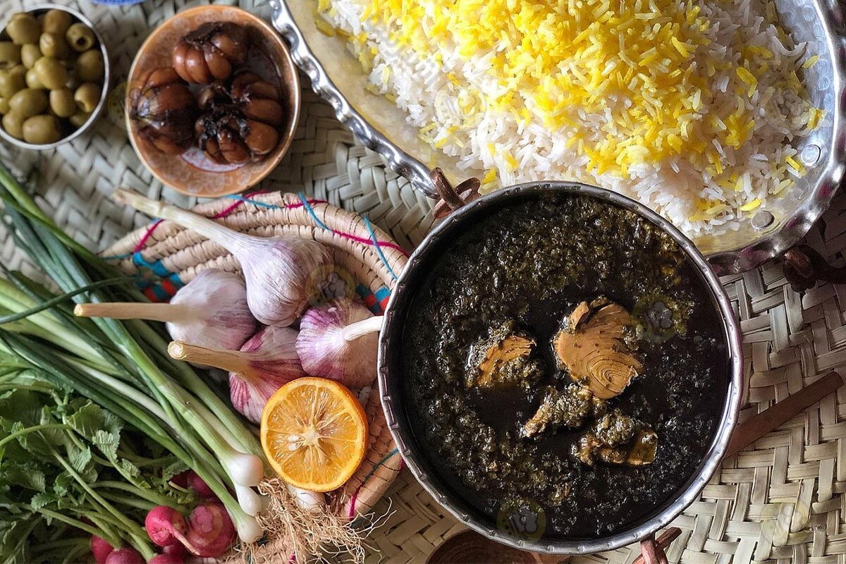 قلیه تن ماهی