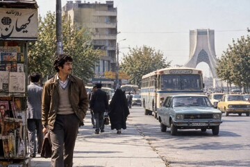 ماجرای عکس‌های ایرانیان در دهه هشتاد میلادی | واکنش جالب کاربران: طلا و دلار بیاورید