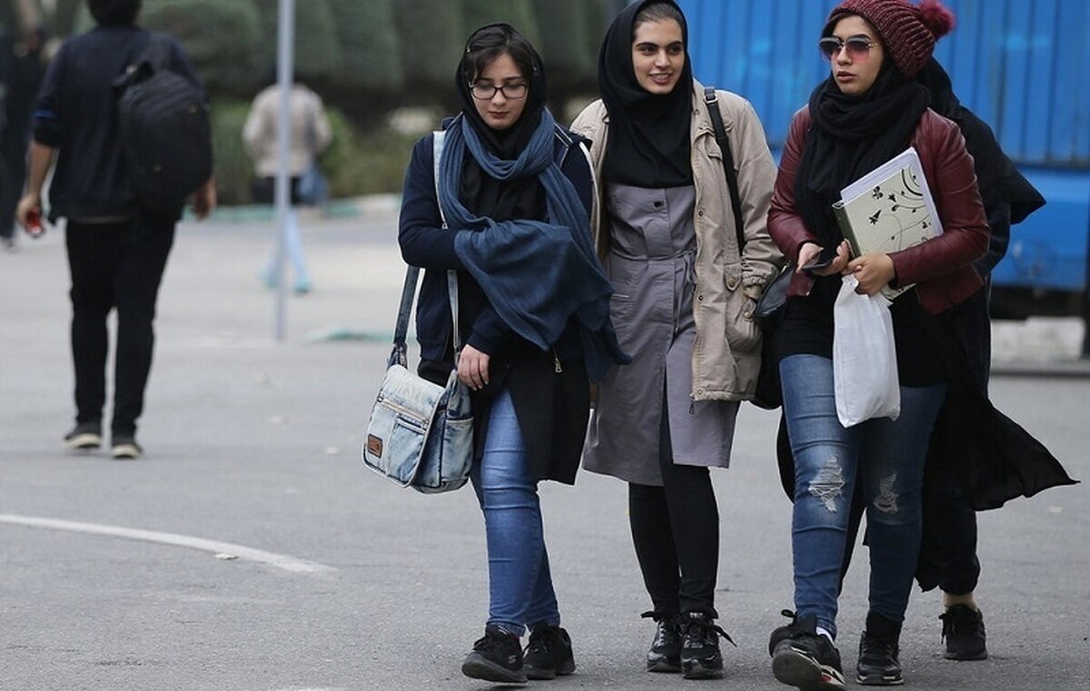 دانشگاه - دانشجو - حجاب دانشجو