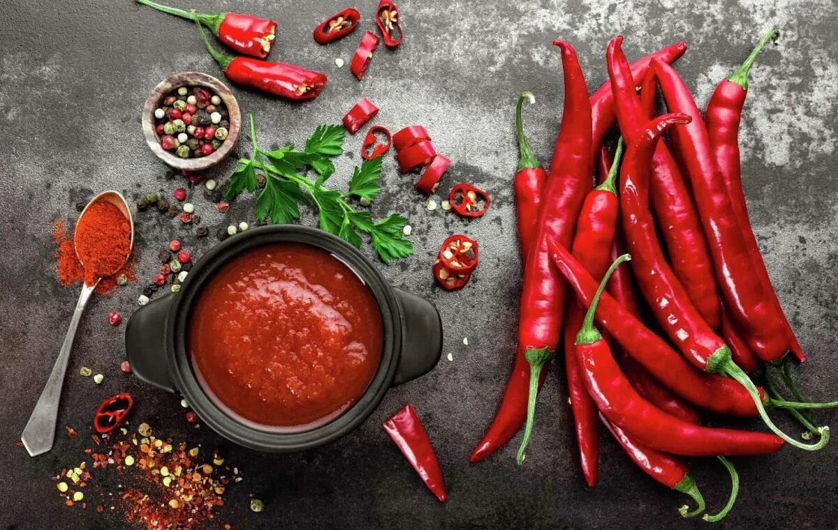 راز عجیب عاشقان غذای تند؛ چرا درد را کمتر احساس میکنند؟