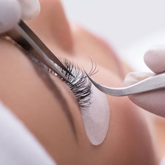 eyelid extension