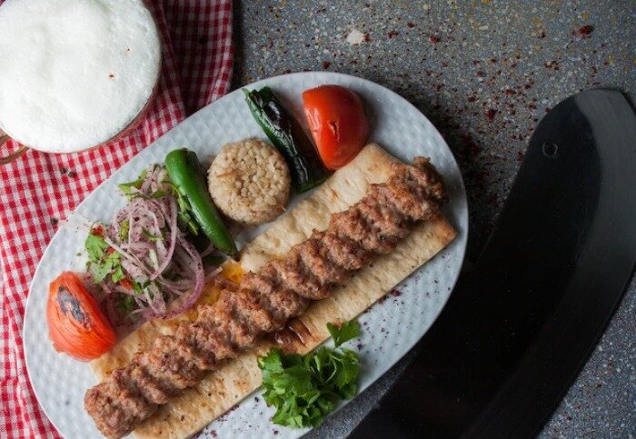 آیا میدانستید با دل مرغ هم میشود کباب کوبیده درست کرد؟