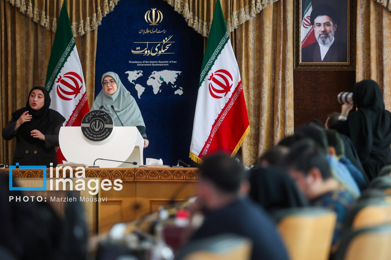 دستور مهم پزشکیان درمورد خودرو داخلی | آخرین خبر درباره قیمت بنزین و کالابرگ | به هیچ عنوان گرانی را انکار نمی کنیم