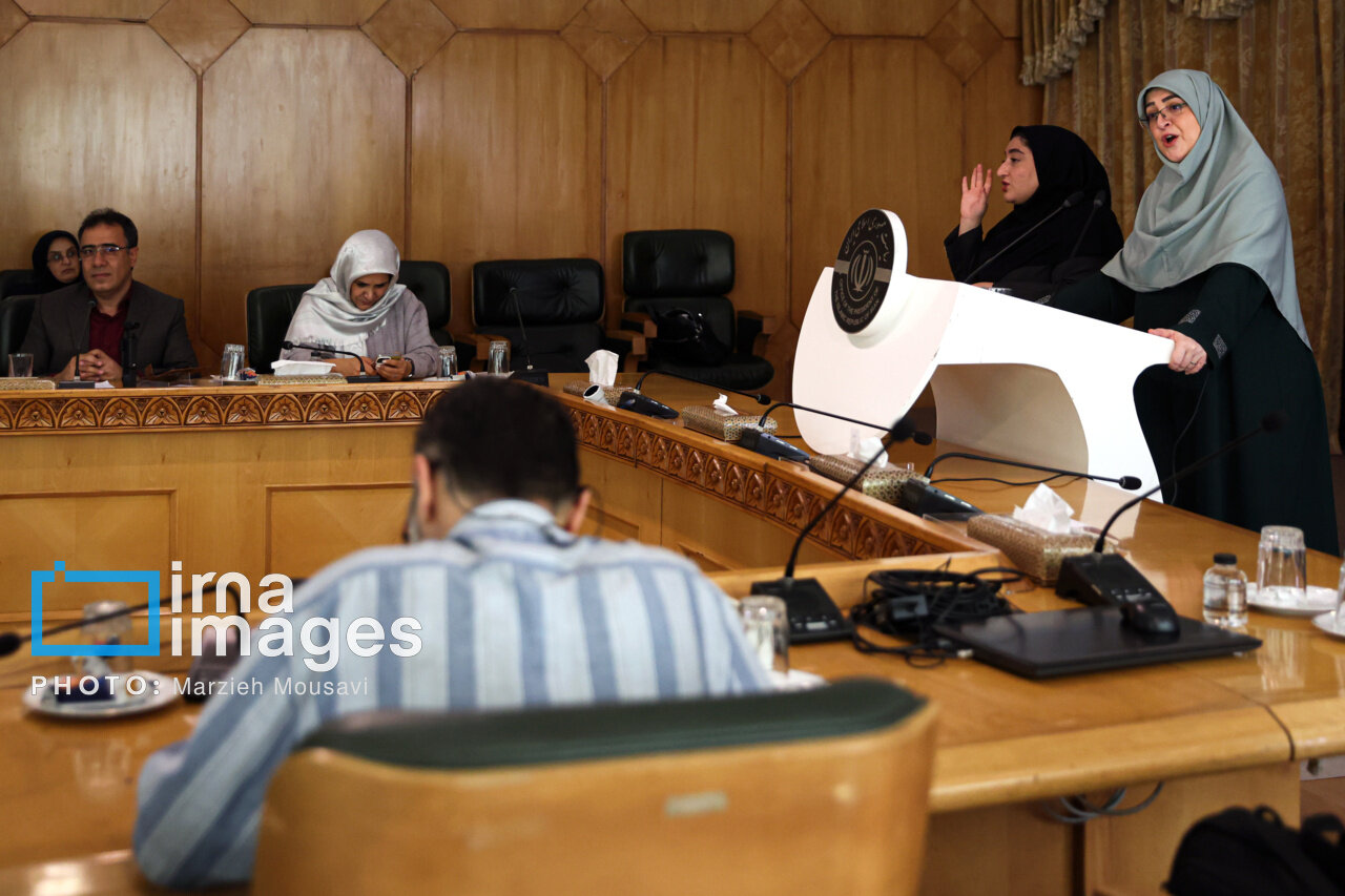 دستور مهم پزشکیان درمورد خودرو داخلی | آخرین خبر درباره قیمت بنزین و کالابرگ | به هیچ عنوان گرانی را انکار نمی کنیم