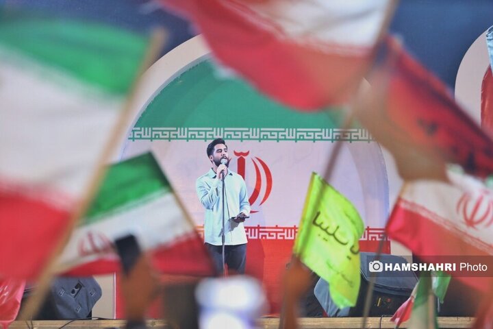 دویست شب حضور مردم در خیابان