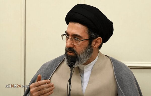 عکس تازه منتشر شده از آیت‌الله مجتبی خامنه‌ای در دیدار رهبر شهید با مرحوم آیت‌الله شبیری زنجانی