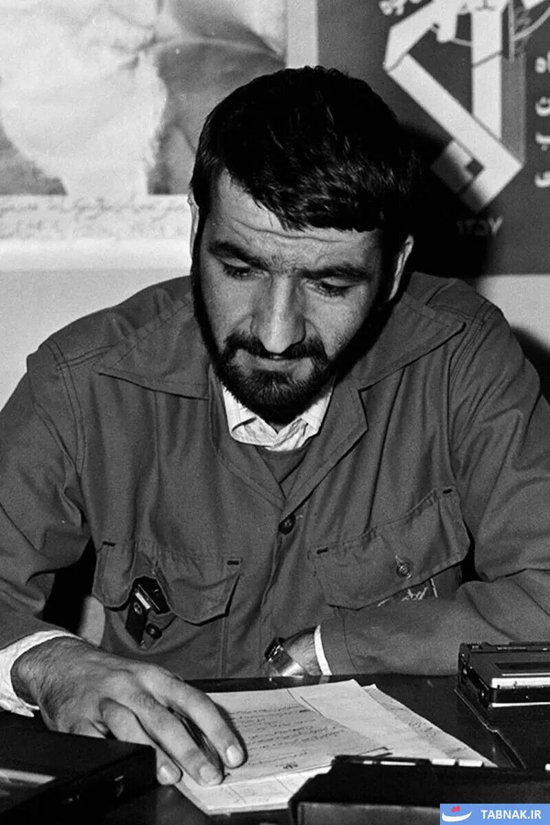 تصاویر کمتر دیده شده از نخستین نشست خبری محسن رضایی