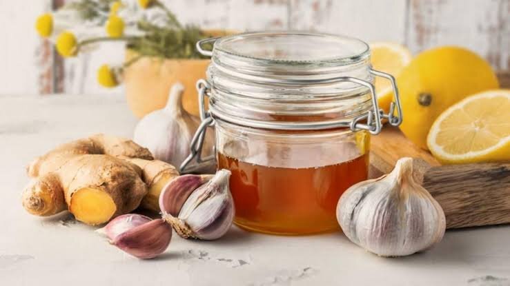 سیر و عسل واقعا معجزه میکنند؟؛ فواید و عوارض این ترکیب پرطرفدار