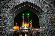 قابی متفاوت از طواف پیکر رهبر شهید بر گرد حرم حضرت معصومه(س)
