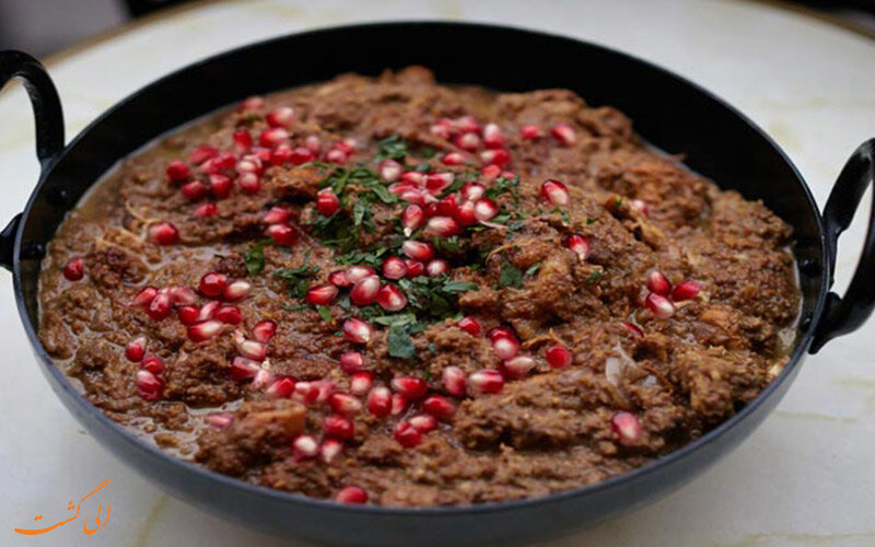 شیشه ناز؛ غذای محلی ساری با ترکیبی از گوشت، انار و گردو