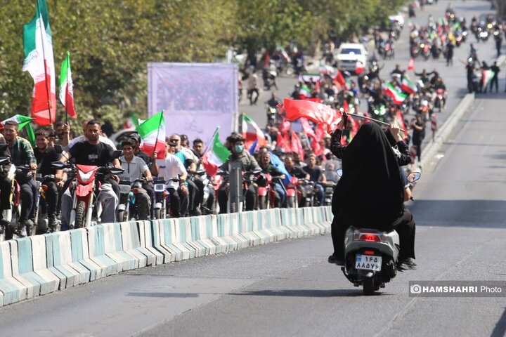 رزمایش موتور سواران جان‌فدای ایران
