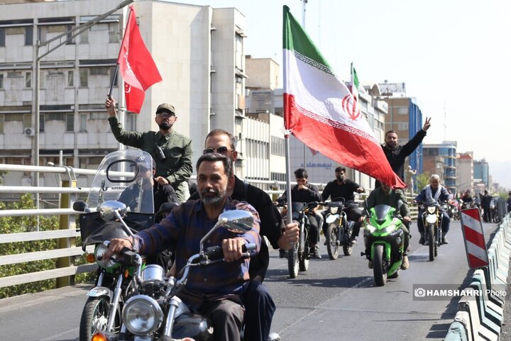 رزمایش موتور سواران جان‌فدای ایران