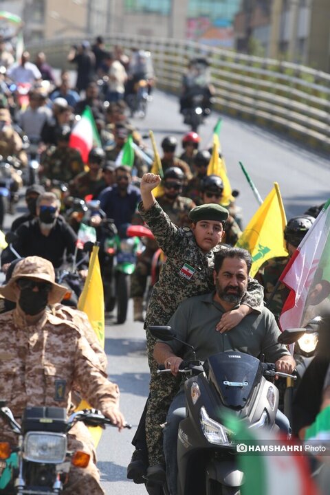 رزمایش موتور سواران جان‌فدای ایران